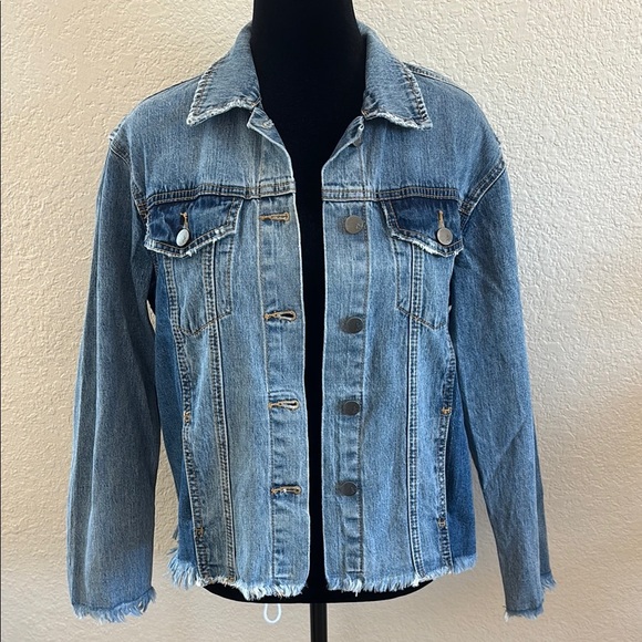 Sam Edelman The Karlie Two Toned Denim Jean Jacket With Raw Edges - Picture 2 of 11